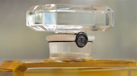 special chanel seal wax parfum
